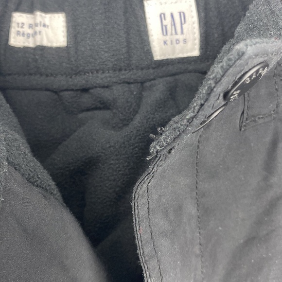 Gap boys snow pants for age 12 yrs - Picture 3 of 6